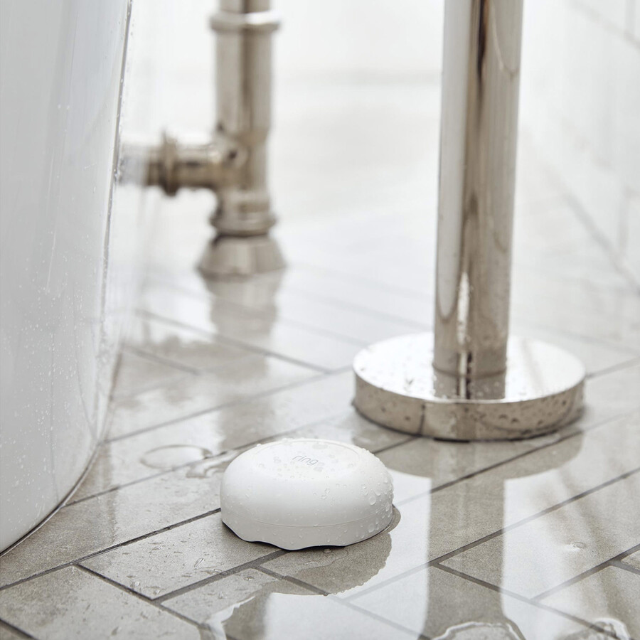 kit básico para casa com câmera interna e alarme de 5 peças.