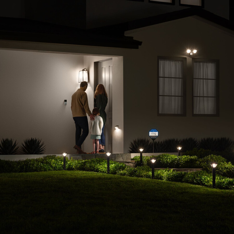 ilumine seus caminhos com luminárias inteligentes ativadas por movimento.